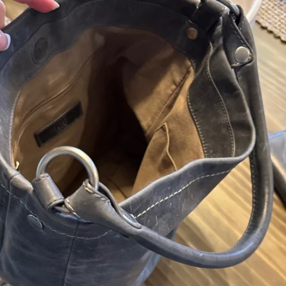 Frye Carbon Leather Hobo Bag - Picture 4 of 8